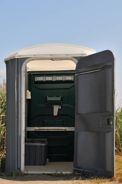 Best Best portable toilet rental  in Glen Carbon, IL